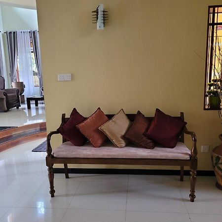 Bigcity Villa - Airport Transit Hotel Katunayaka Екстериор снимка