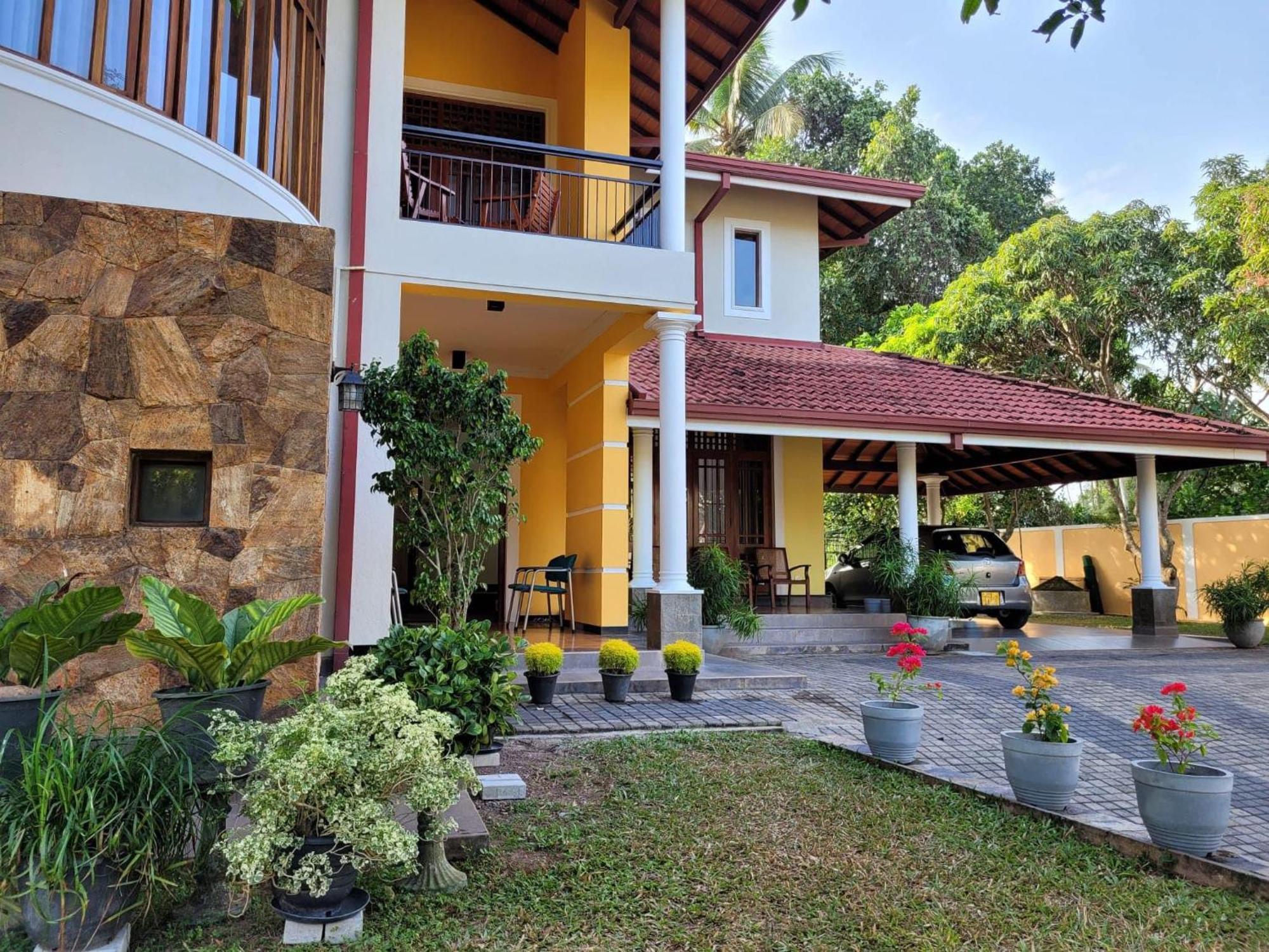 Bigcity Villa - Airport Transit Hotel Katunayaka Екстериор снимка