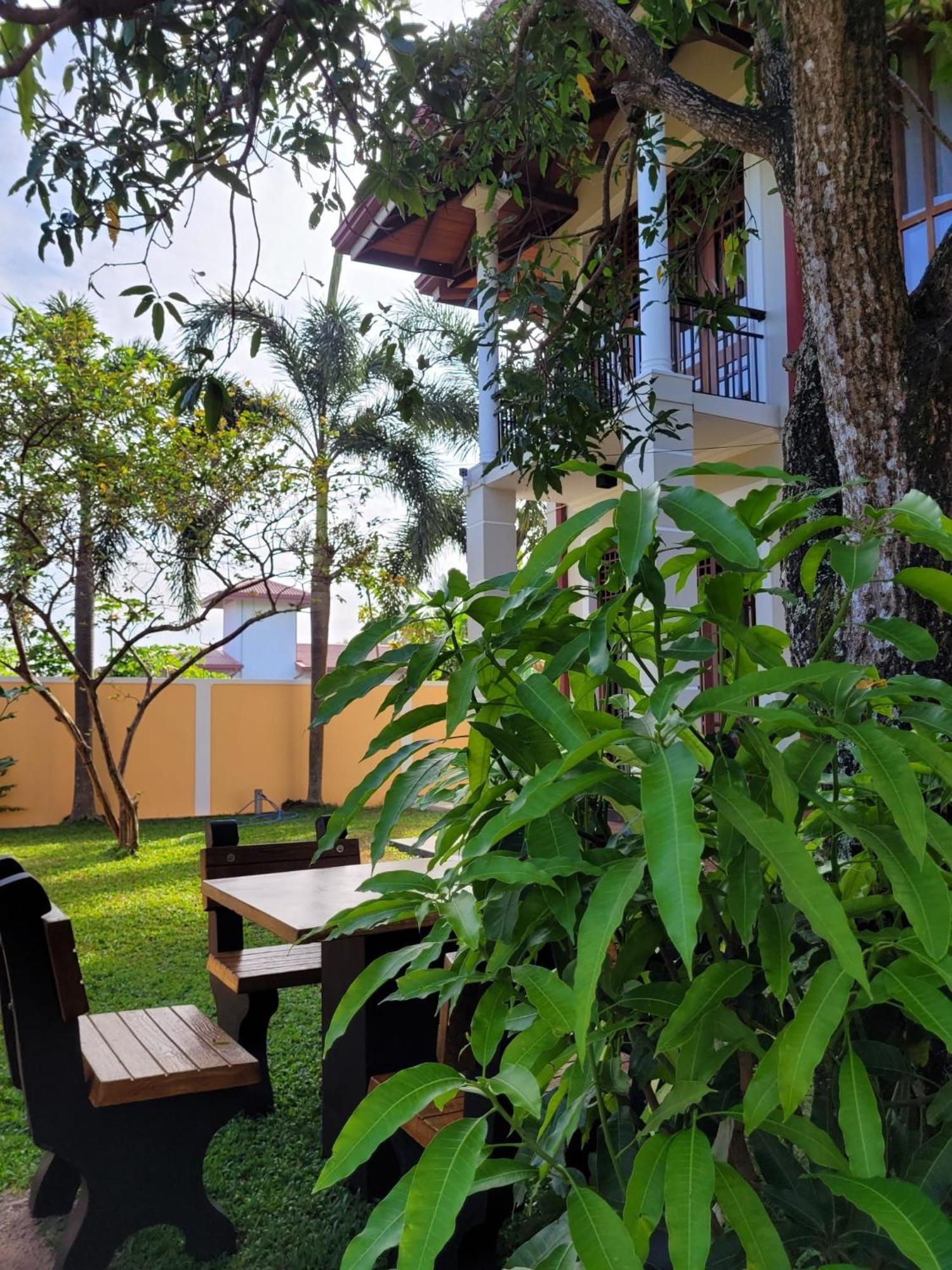 Bigcity Villa - Airport Transit Hotel Katunayaka Екстериор снимка